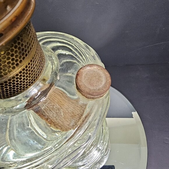 Vintage ALADDIN Clear Washington Drape Lamp Glass Model B Burner Parts Repair US - Picture 8 of 14